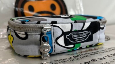 c*1様 送料込みBAPE kaws miloanimalペンケースマイロ カウ Very Rare Bape x Kaws Baby Milo Animal Kingdom Zip Pouch | eBay