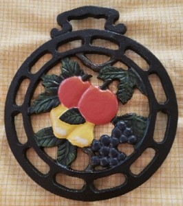 Cast Iron Fruit Trivet - 6 Inches Width