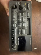 Radio Control Unit-Am/fm Radio Cd Player 1 FACTORY RADIO 638-01182D-B Reman