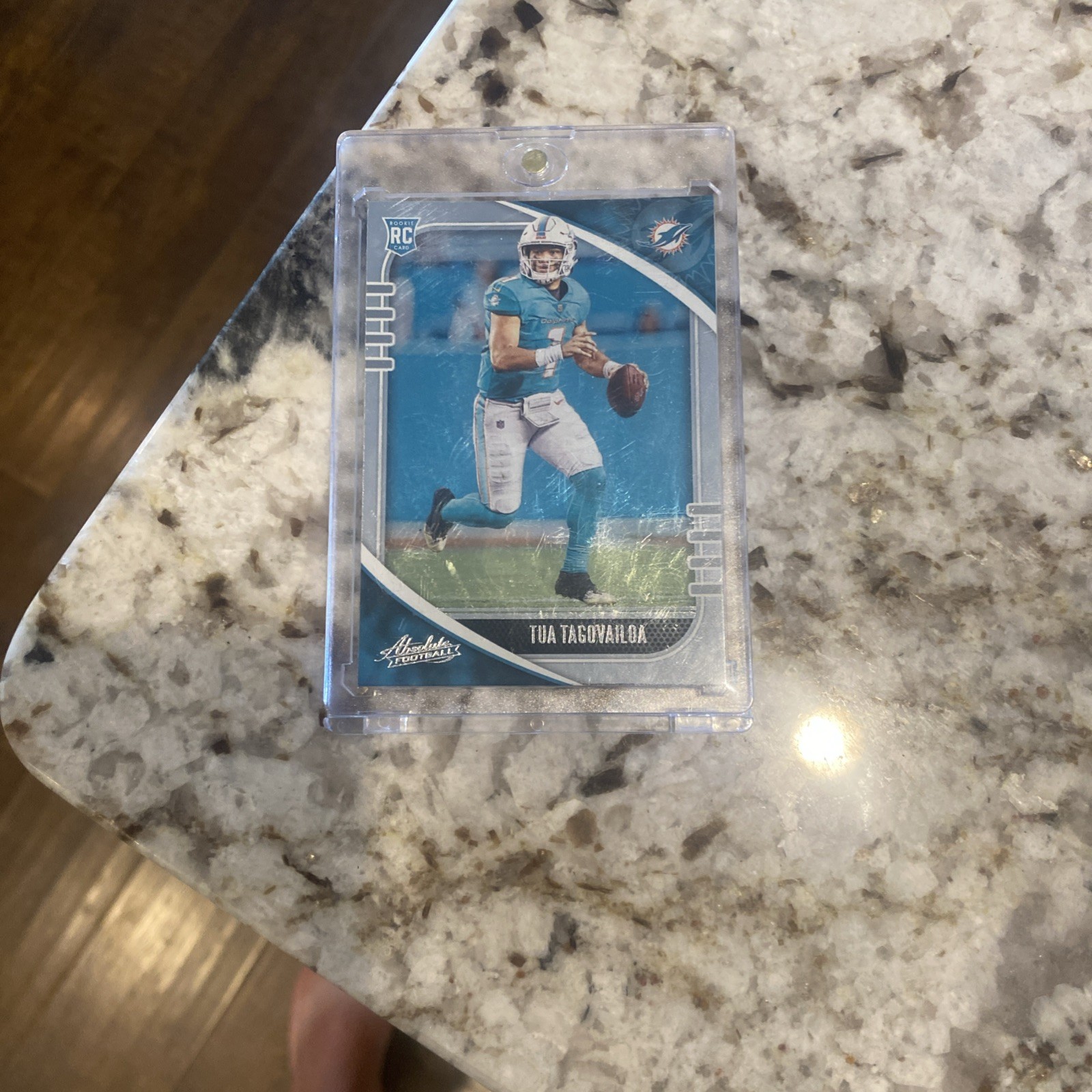 2020 Panini Absolute - Rookie Tua Tagovailoa #194 (RC)