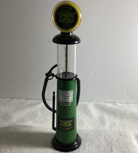 John Deere Wayne Miniature Gas Pump Model w/ Hose "Contains Lead" 2005