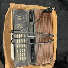 Vintage Realistic 60 Channel Pro-2024 AM/FM Direct Entry Programmable Scanner