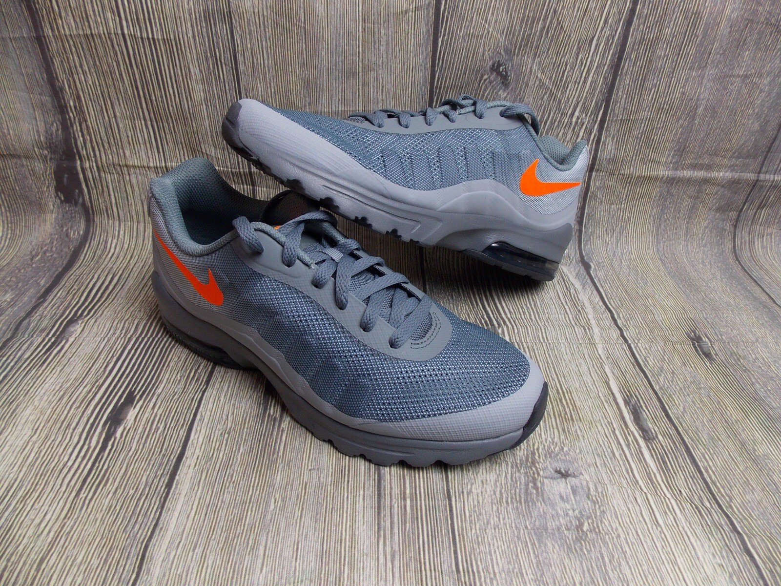 NIKE MAX INVIGOR Para hombre Zapatillas Genuino AIR 7.5uk Zapatillas gris Naranja 90 NIKE MAX INVIGOR Para hombre Zapatillas Genuino AIR 7.5uk Zapatillas gris Naranja 90