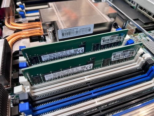 HP ProLiant DL360 Gen9 Server l 2 Xeon E5-2637 v4 @3.5GHz 64GB 2x240GB SSD 2xPSU - Picture 5 of 9