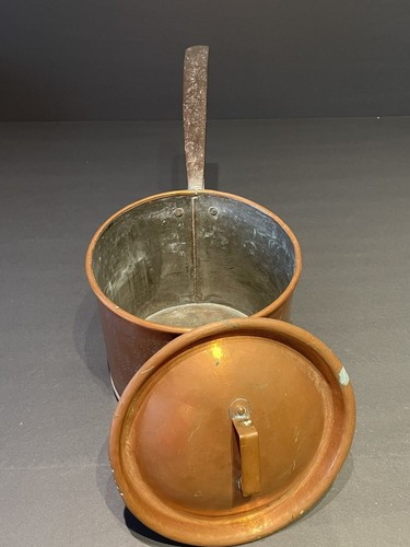 Medium Vintage Copper Cooking Pot With Lid Cast Iron Handle - Picture 3 of 7
