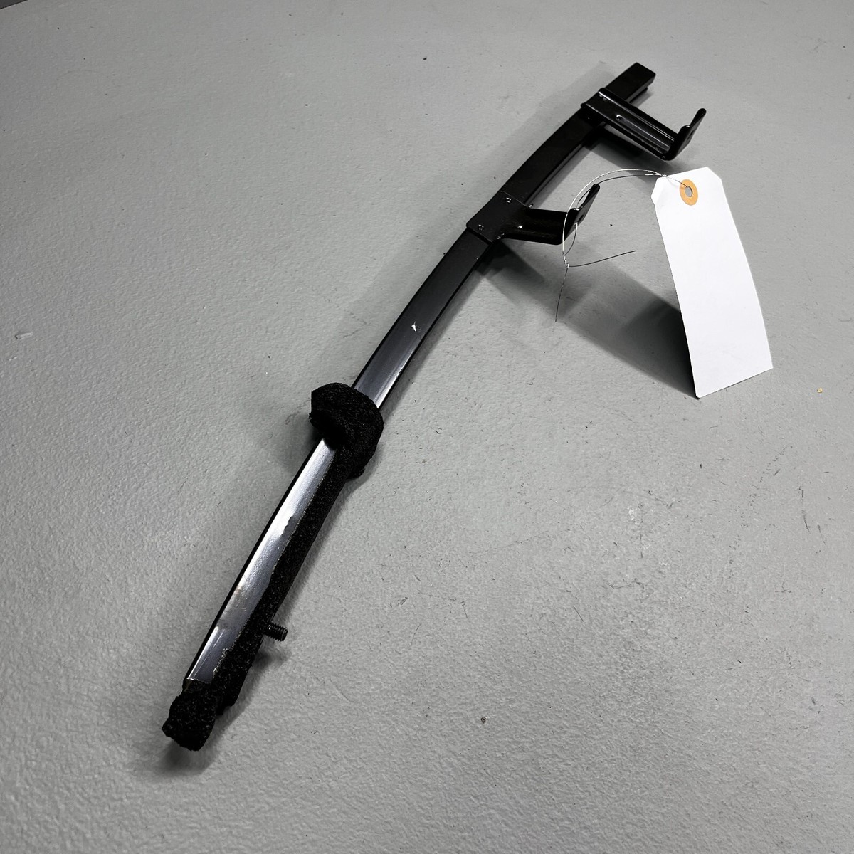 15-20 Acura TLX Front Left Door Window Running Channel Sash OEM