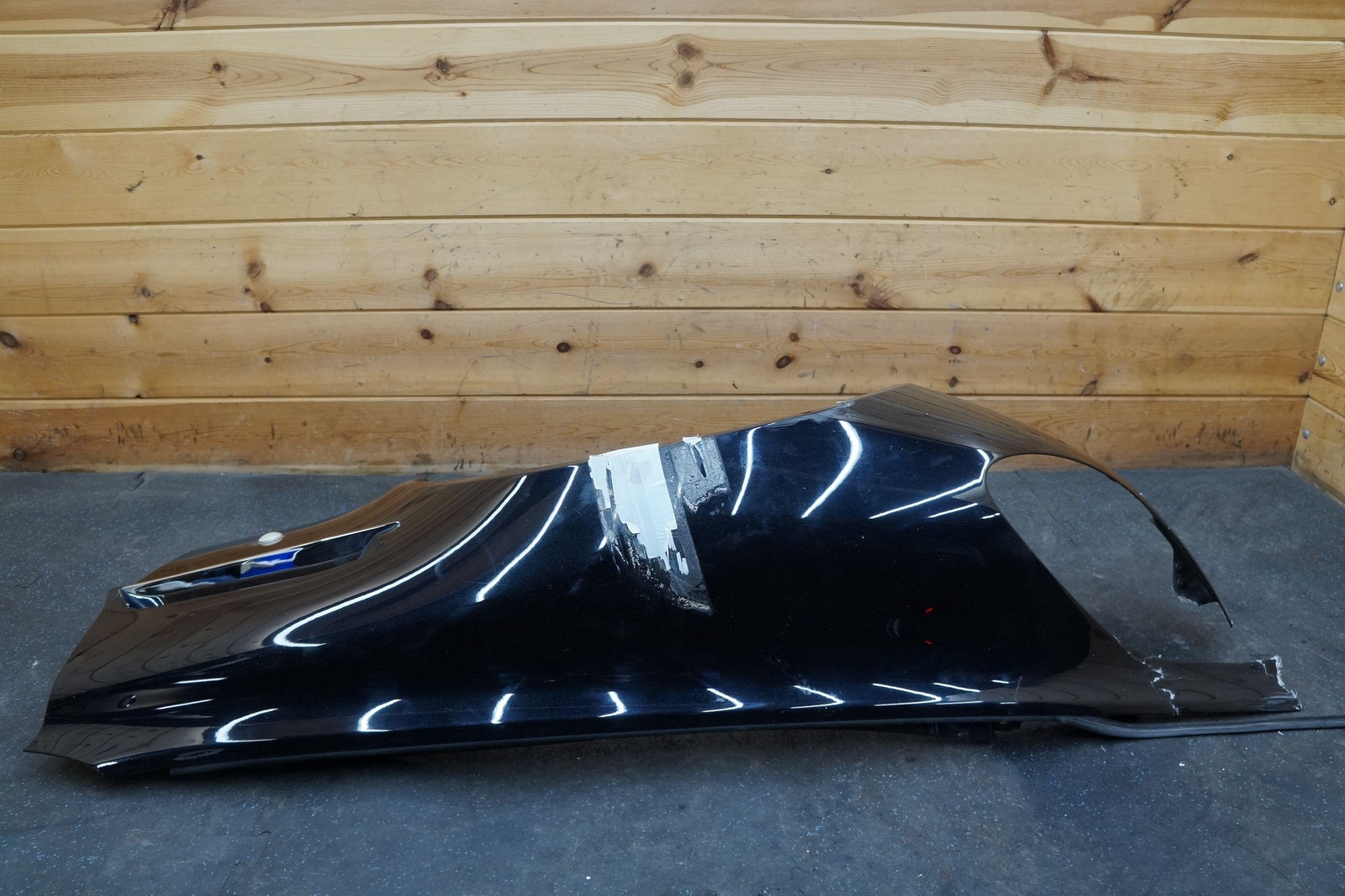 Left Fender Wing Panel 6G33-16005-AL OEM Aston Martin V8 V12 Vantage 2009 *Note*