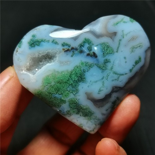 RARE 63g Natural Moss Agate Aquatic Plants Agate Crystal Heart Healing R490 - Picture 6 of 17