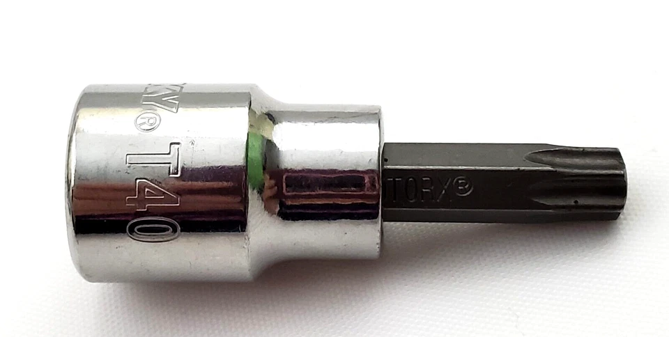 Lot of 2 Husky T40 Torx Bit Sockets 3/8" Drive - Image 2 of 4