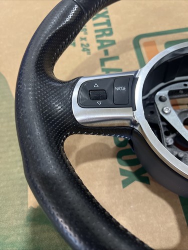 ✅ 08-15 AUDI TT TTS S LINE FRONT DRIVER STEERING WHEEL LEATHER W/ CONTROLS OEM - Picture 3 of 13