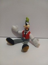 VTG McDonalds Happy Meal Toy 2001 Disney House of Mouse Goofy Plush Red Vest. 10