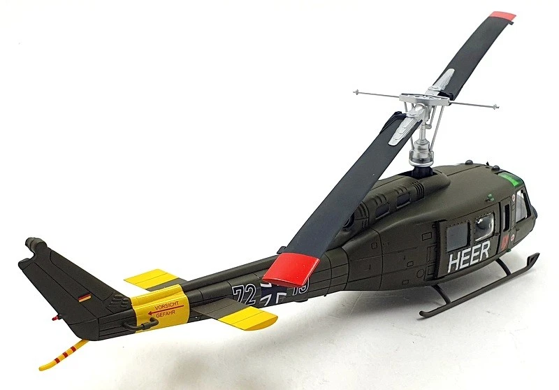 Schuco масштаб 1/35 45 091 2500 - Bell UH-1D бундесвер Heer вертолет - Изображение 2 из 4