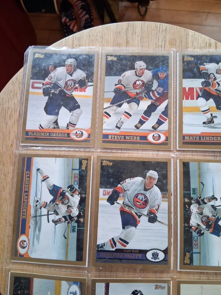 TOPPS NHL 1998-1999 NEW YORK ISLANDERS AND TAMPA BAY LIGHTNING CARDS - Image 2 of 4