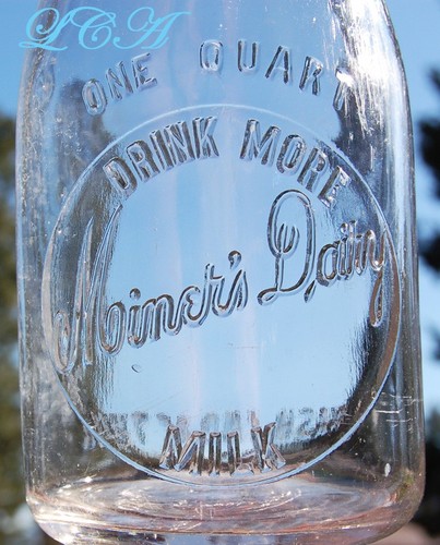 Quart BUTTE MONTANA embossed MINER'S DAIRY Milk bottle NICE and CLEAN - Picture 2 of 2