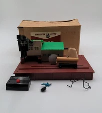 American Flyer 23796 Vintage S Remote-Control Sawmill EX/Box