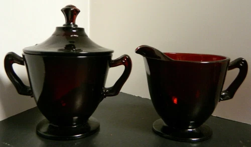Vintage Anchor Hocking Royal Ruby Footed Creamer & Lidded Sugar Bowl Excellent