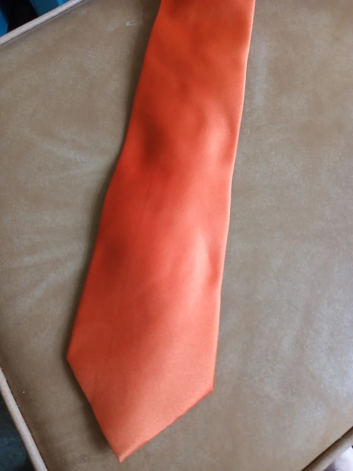 Umo Lorenzo Italia Hecho a Mano Poliéster Naranja Sólido Longhorn Abanicos Halloween Foto 4 de 4