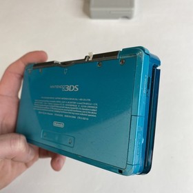 Nintendo 3DS Handheld Video Game Console Blue CTR-001 (USA) W Charger Stylus