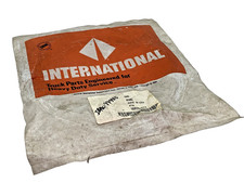 Genuine International 1697356C1 Headlight Bez...