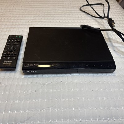 Sony DVP-SR210P CD DVD Player Progressive Scan Dolby Digital Remote #6223431