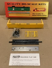 Roundhouse Railroad HO Scale 60' Bulkhead Flat Car Kit 1320 TTX