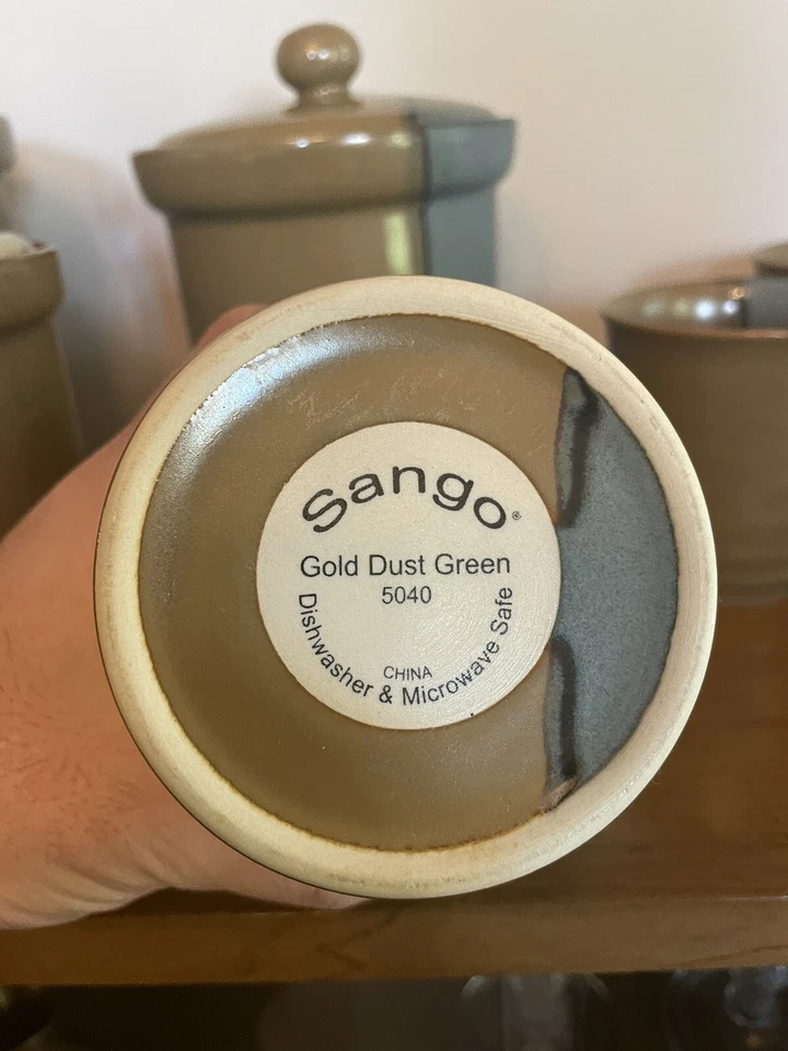 JUEGO DE 4 BOTES CON TAPAS SANGO GOLD POLVO VERDE Foto 3 de 4