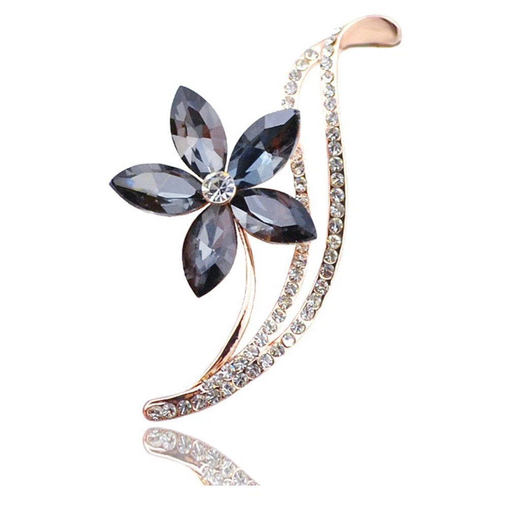 Simple brooch best sale designs