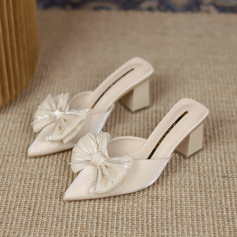 Pointed block hotsell heel mules