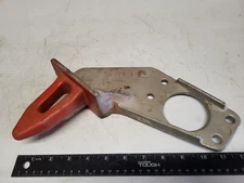 NOS PETE 359 Hood Guide Bracket Peterbilt 13-03391L Ref.# 13 03391 L 13-03391-L