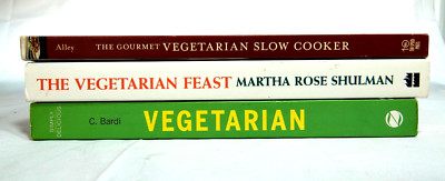 Vegetarian cookbook Lot - set of 3 different titles all in excellent condition.