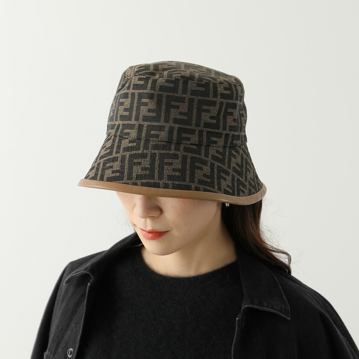 FENDI ブラックウール バケットハット 中古・古着通販】FENDI (フェンディ) ズッカバケットハット ブラック