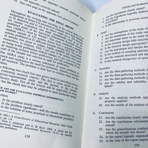Thesis and Assignment Writing by Anderson Durston and Poole Guidance Paperback - Picture 16 of 18