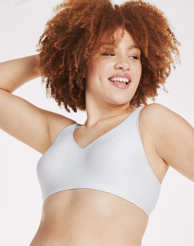Hanes Comfort Evolution Damen kabelloser T-Shirt BH mit SmoothTec Band - Bild 7 von 25