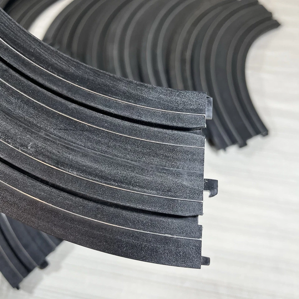 Life Like Racing 1995 escala HO 9" radio curva plana ranura coche pista lote de 15 A1 Foto 2 de 4