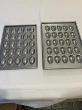 Bundy Chicago Metallic Bakeware glazed 25-cavity mini Egg/Football Rare