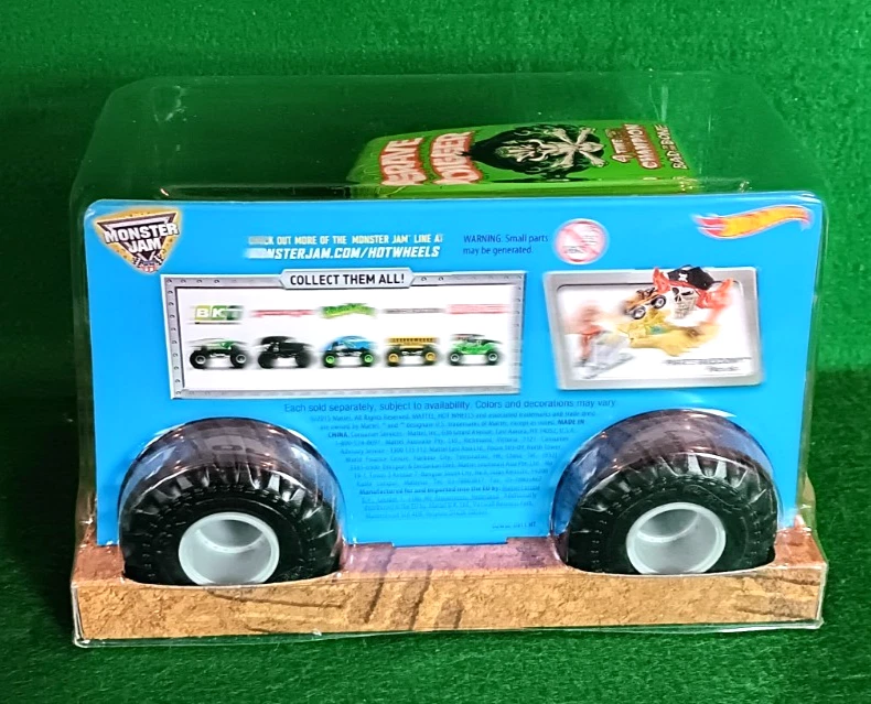 2016 Hot Wheels 1/24th Green Grave Digger, 4 Time Champion Monster Truck, NIP!!! - Image 3 of 3