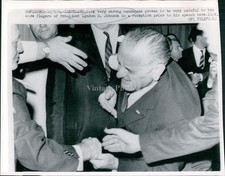 1964 Cleveland Lyndon B Johnson Handshake Formal Event Wirephoto 7x9