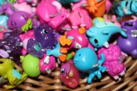 CUTE Hatchimals COLLEGGTIBLES Random LOT Bag (9) Assorted Seasons NO DUPLICATES