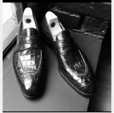 Handmade Mens Alligators Shoes, Men crocodile Patterned dress shoes moccasins 
