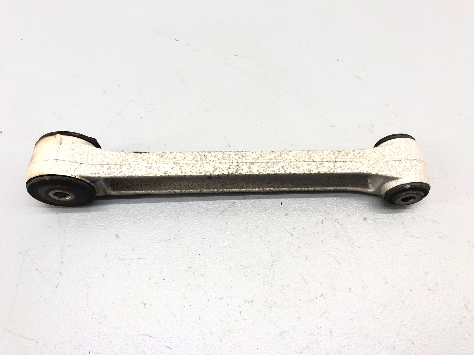 2020-2023 MCLAREN GT 4.0L LEFT LOWER SIDE ENGINE MOTOR MOUNT ARM 14F0707CP OEM