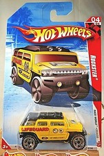 2010 Hot Wheels #180 Race World-Beach 4/4 ROCKSTER Yellow Chrm-Mesh Grill ORUT5s