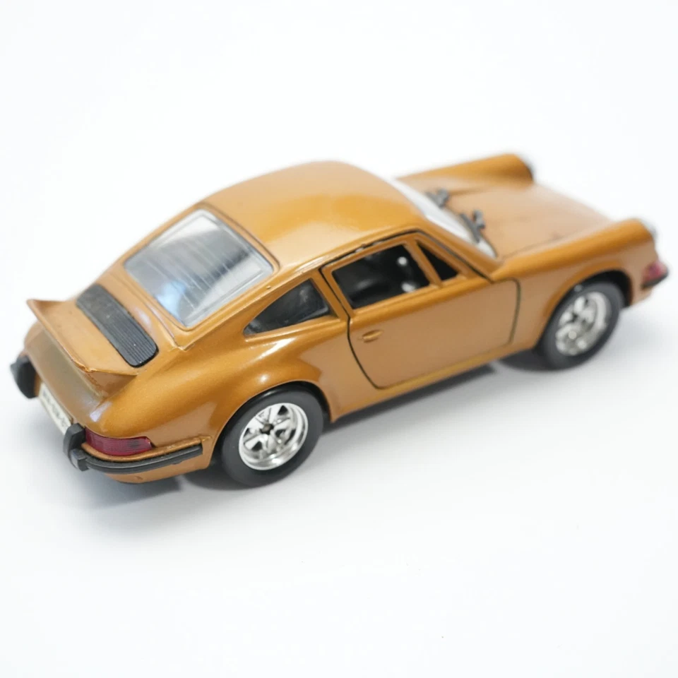 POLISTIL Porsche911 dorado/marrón, hecho en Italia Foto 3 de 4