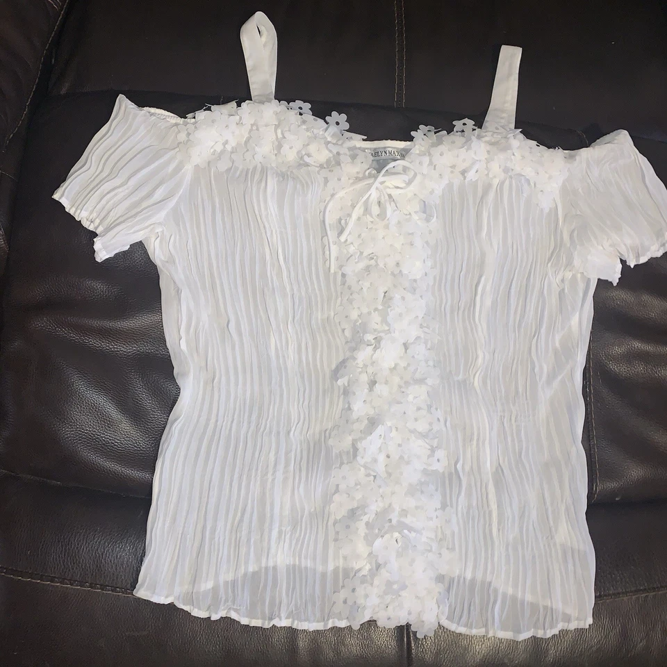 Top vintage Kaelyn Max II talla 3X blanco transparente adornado con flores hombro frío Foto 3 de 4