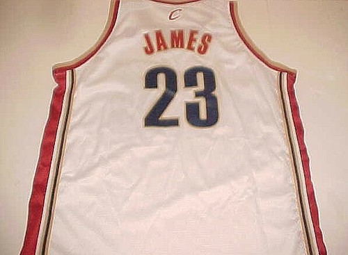 LeBRON JAMES #23 Cleveland Cavaliers 