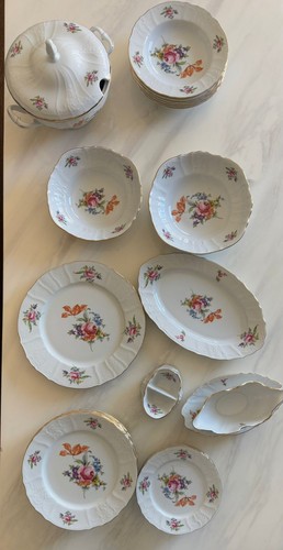 dinnerware set for 6 - Picture 2 of 2