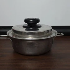 Saladmaster 1 qt. sauce pan 316Ti 1 qt. with lid, titanium stainless