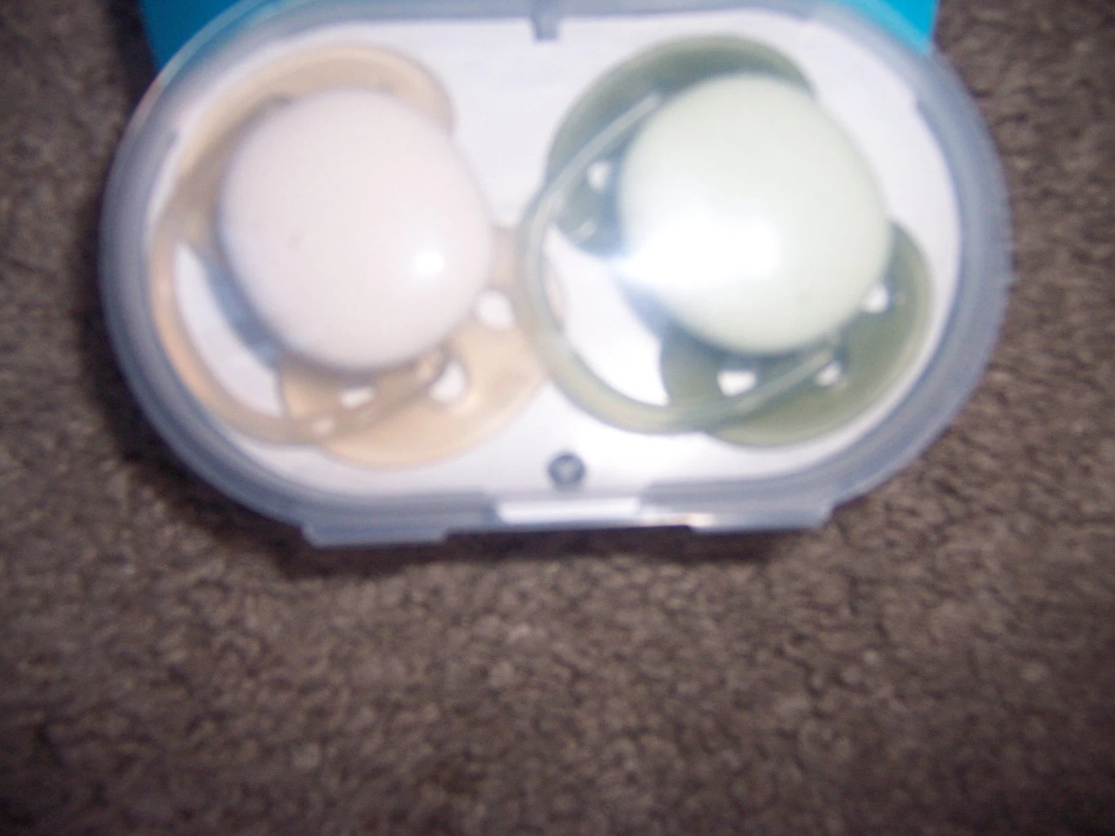 Avent Ultra soft pacifier 0-6 months Olive Green And Beige NEW
Opens in a new window or tab