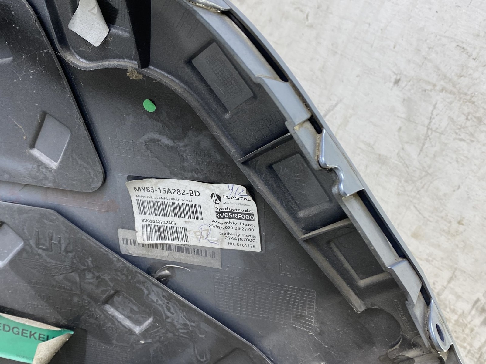 2020-2025 ASTON MARTIN DBX OEM REAR BUMPER COVER W/ PARK ASSIST & UPPER PACK