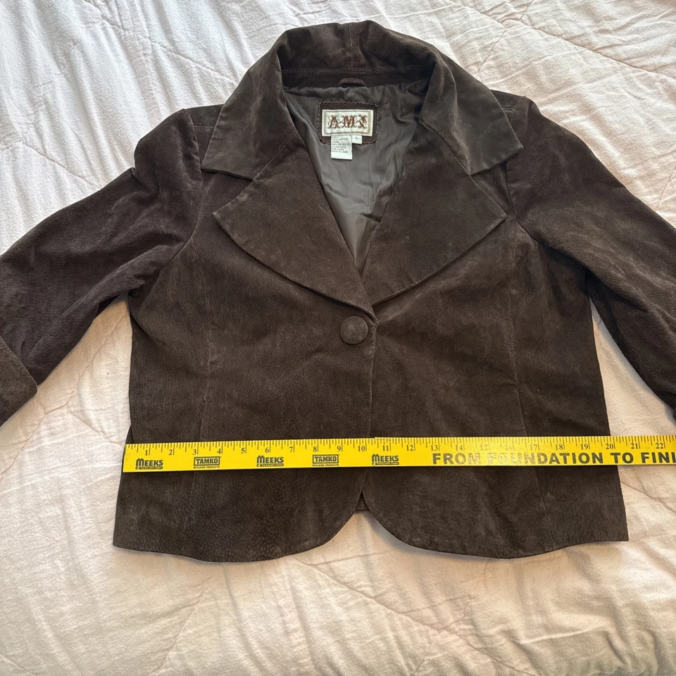 Vintage AMI Leather suede Jacket Women's Dark Brown blazer Button Classic Size L - Image 2 of 4