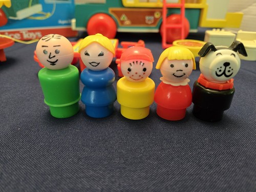 Vintage 1970s Fisher Price Little People 994 Play Family CAMPER 100% Comp W/Box - Picture 2 of 17